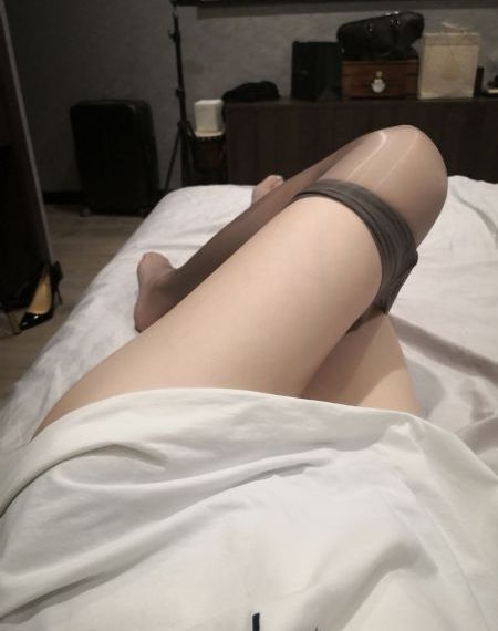 韩国漂亮的保姆_超清电影免费在线