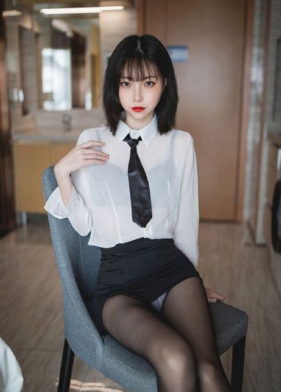 奇优影视手机版免费高清电影在线_国产无码网页在线观看