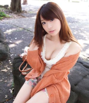 年轻的阿姨电影_欧美在线观看
