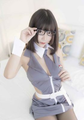 寝室强行扒裤摸j视频_BDHD在线观看